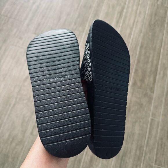 Calvin Klein Black Logo Slide Sandals. - Picture 4 of 6